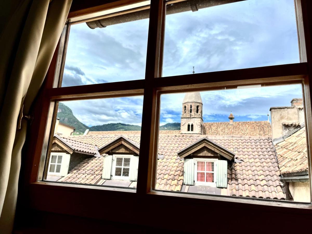 Historic Rooms And Apartments In The City Centre Of Bolzano Bagian luar foto