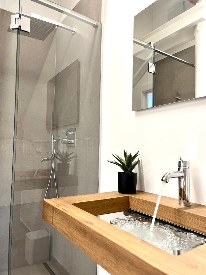 Historic Rooms And Apartments In The City Centre Of Bolzano Bagian luar foto