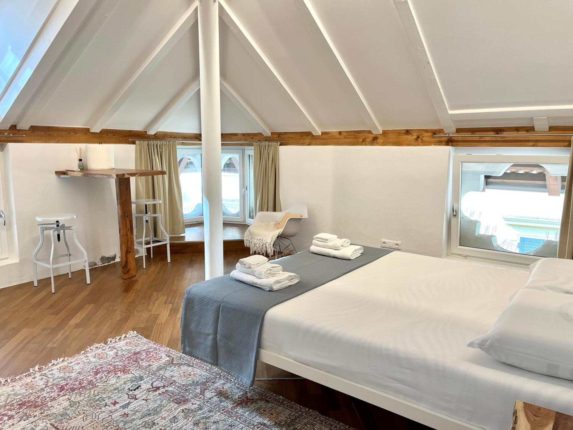 Historic Rooms And Apartments In The City Centre Of Bolzano Bagian luar foto